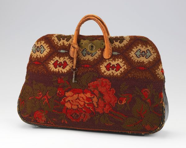 1860 wool and leather carpet bag via met museum e1556488916256 Cheeks Consignment