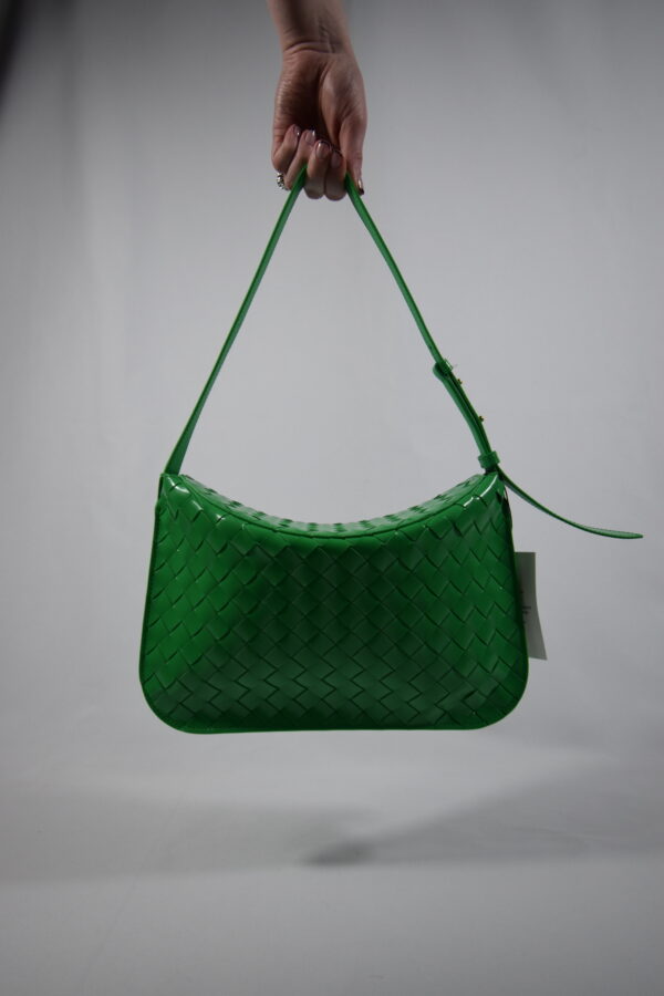 Bottega Veneta Intrecciato Cradle Foldover Shoulder Bag - Pre loved luxury handbags - Cheeks Consignment - Second Hand Designer Bags