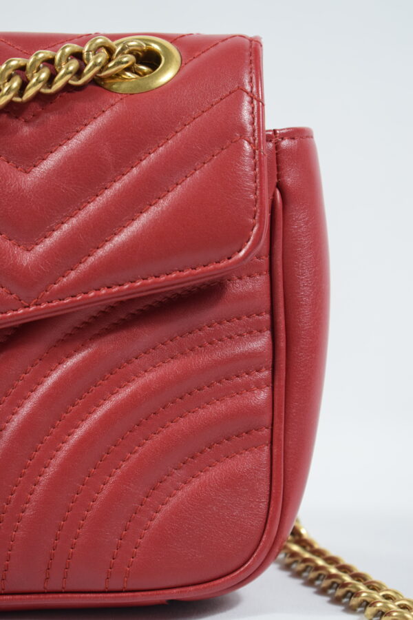 Pre loved luxury handbags - second hand designer bags - Cheeks Consignment - Gucci Marmont red